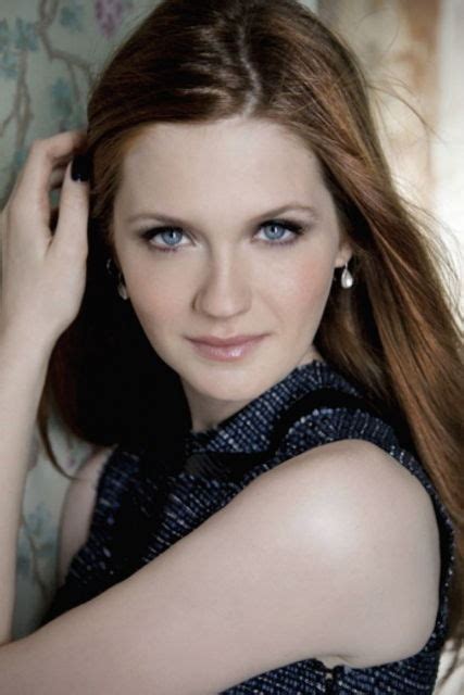 bonnie wright tits|Bonnie Wright’s Measurements: Bra Size, Height, Weight and More.